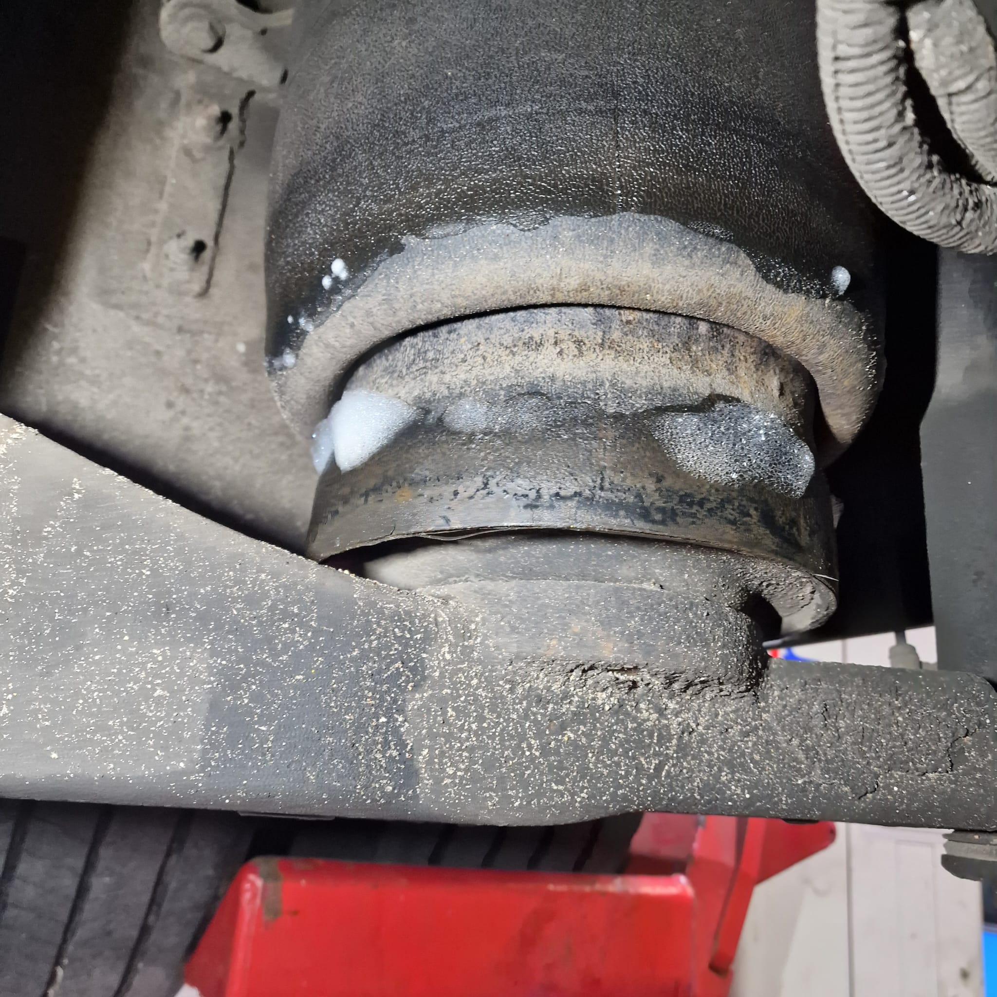 Airbag lifted with jack